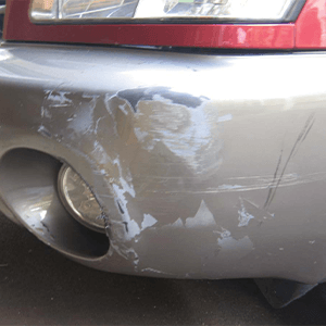 Scratch Damaged Front Bumper Before Fix